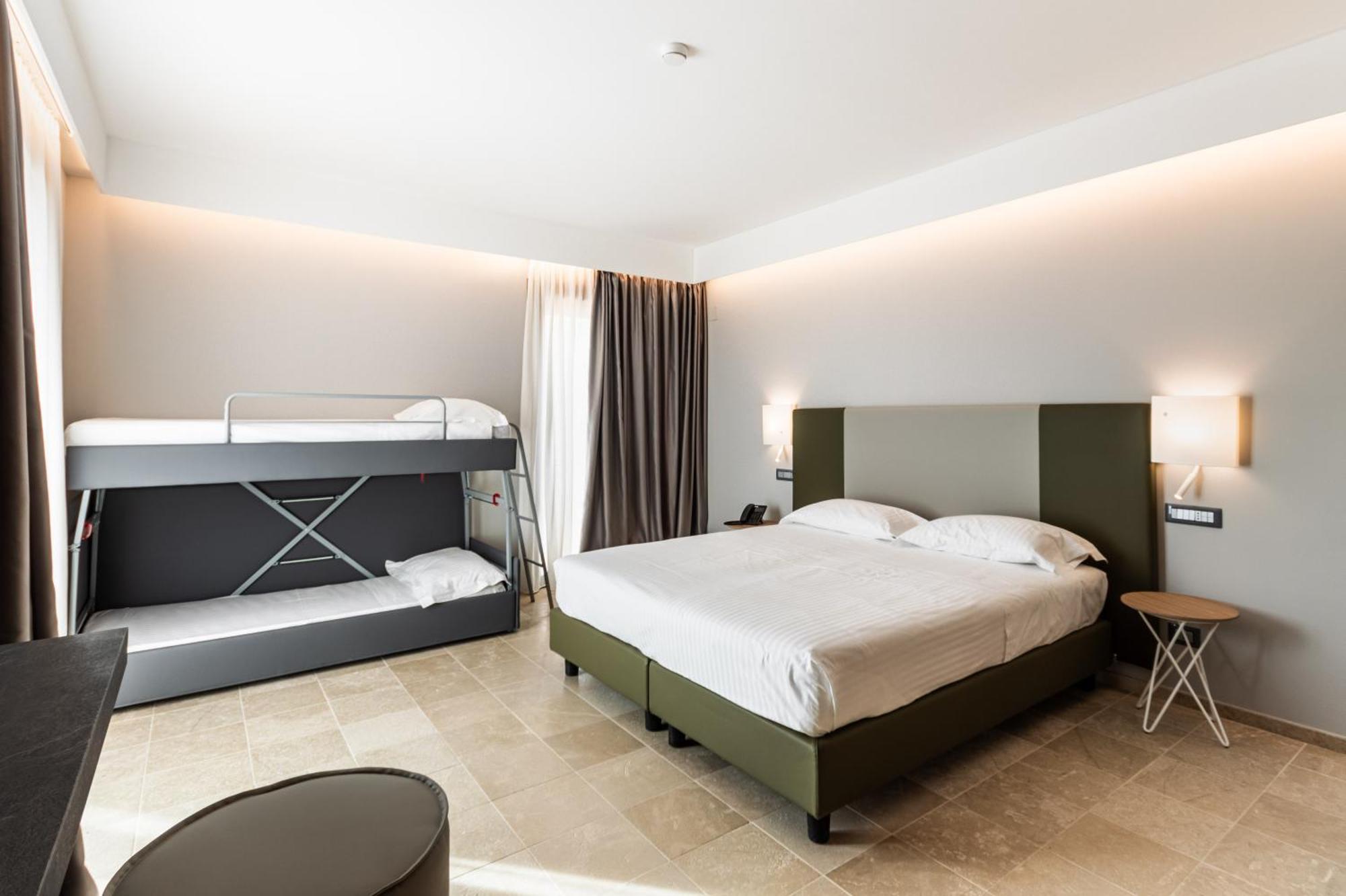 Hotel Netum Mare Lido di Noto Exterior photo